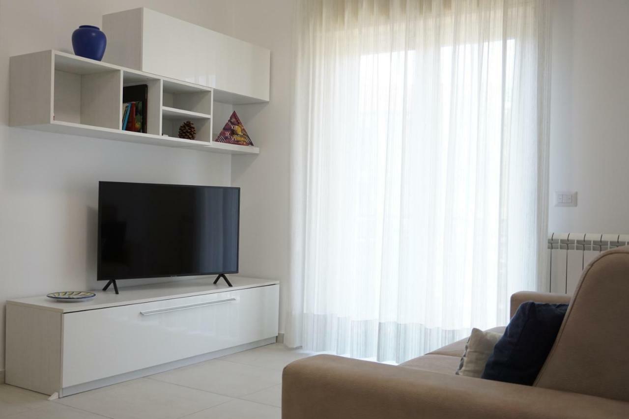 Casa Gise Appartement Aci Castello Buitenkant foto