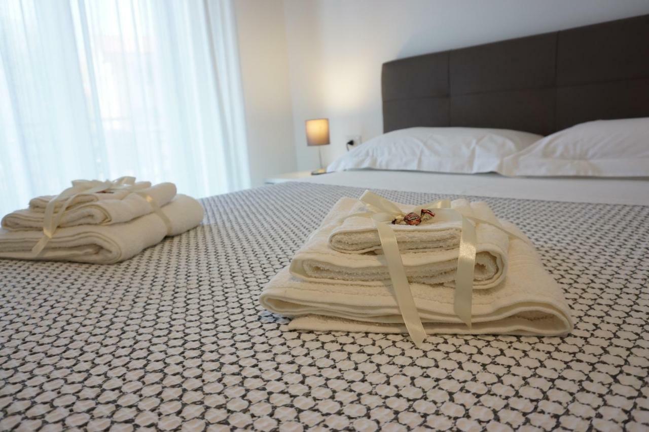 Casa Gise Appartement Aci Castello Buitenkant foto